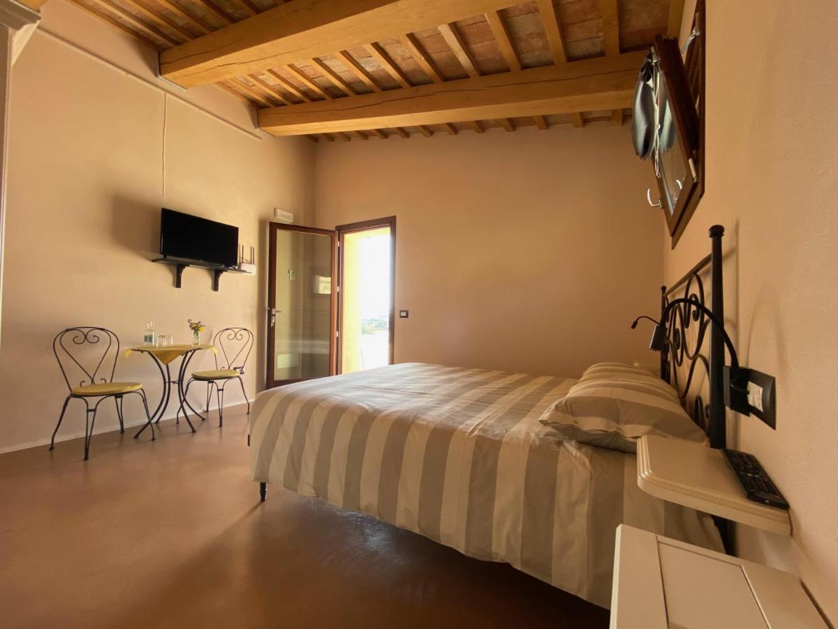 Casale Dei Cinque Colli Villa Ostra Bagian luar foto